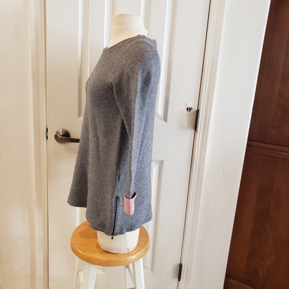 Nanette Lepore Gray Side Zip Sweater Pink Cuffs - Picture 3 of 8